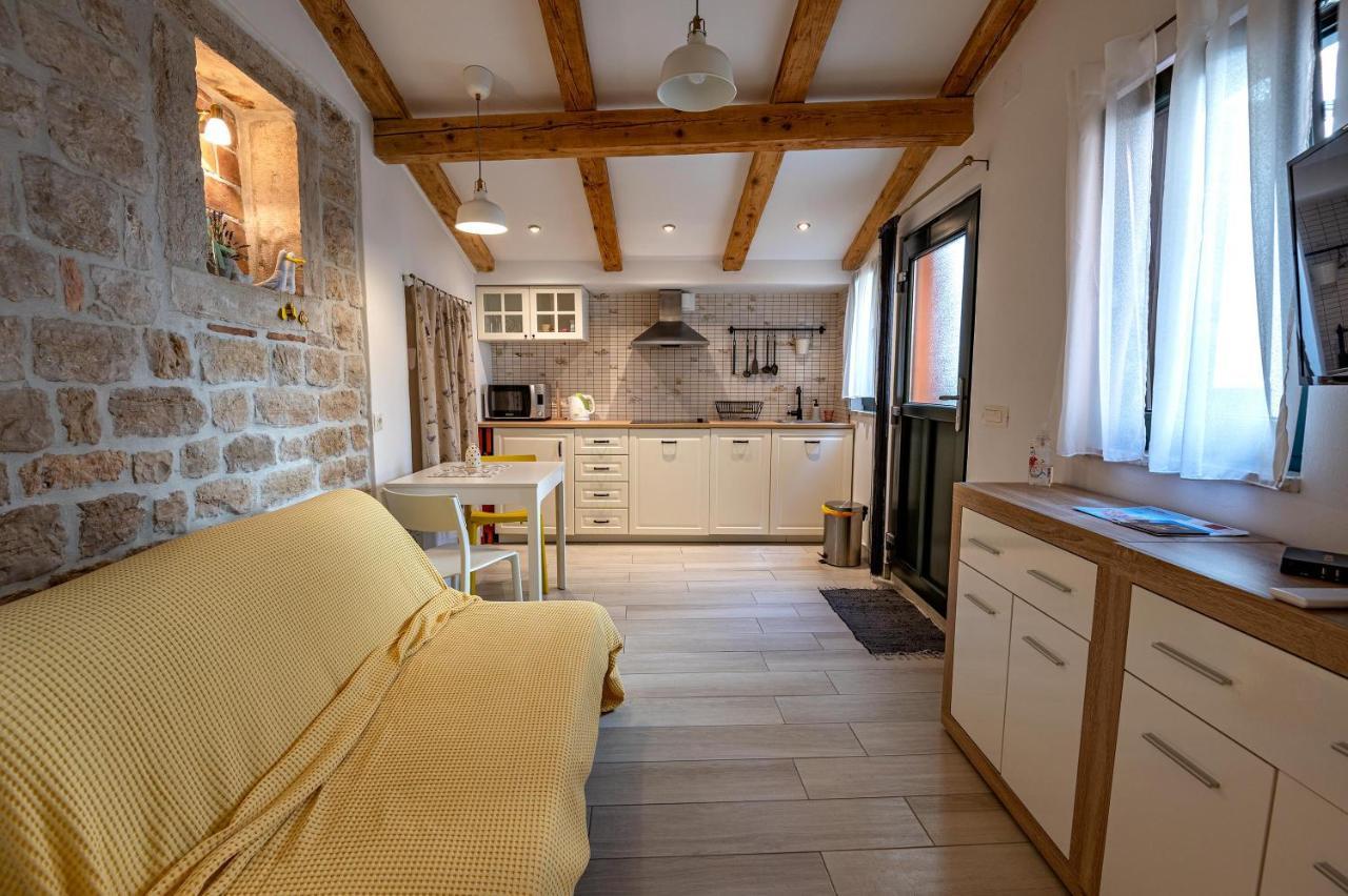 Studio App Dea In The Center Rovinj Eksteriør billede