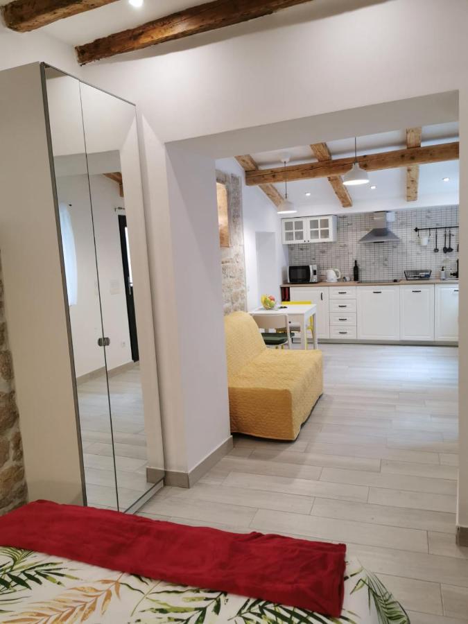 Studio App Dea In The Center Rovinj Eksteriør billede